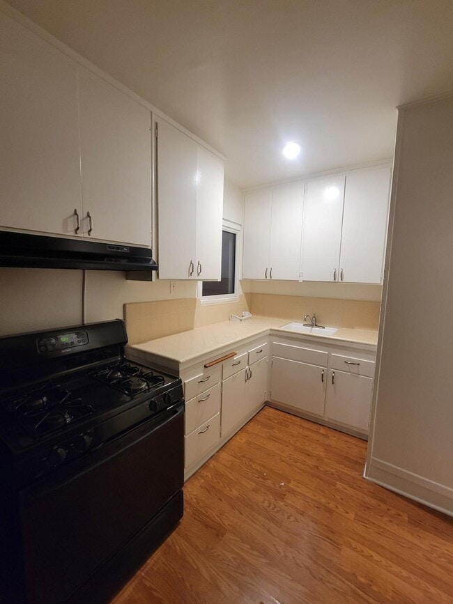 Photo - 3337 Helms Ave Unit C