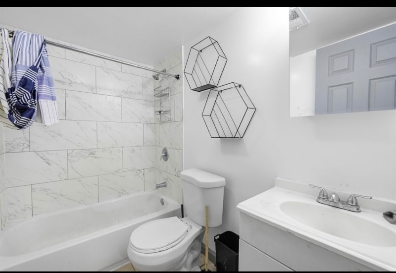 Photo - 904 S 18th St Unit B