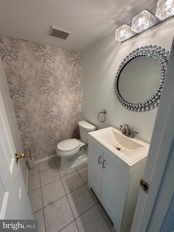 Photo - 7804 Old Farm Ln