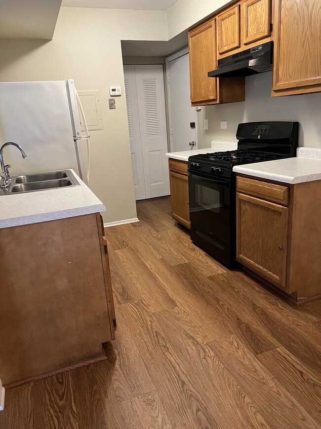 Photo - 180 Betty Ct