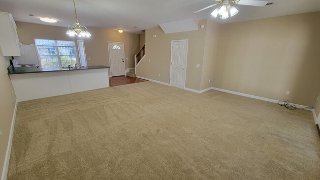 Photo - AVAILABLE NOW, $825 OFF FIRST FULL MONTH O...