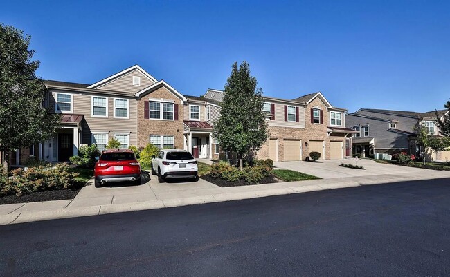 Photo - 7947 Oakbridge Way