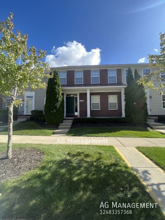Photo - 254 Stonegate E - Amazing 3Bed/2.5 Bath Po...