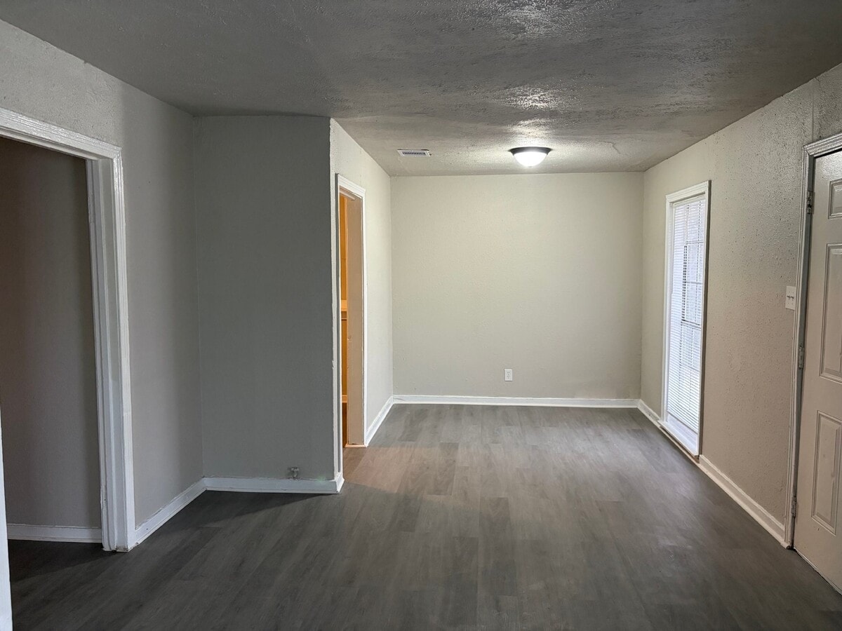 Photo - 5322 Pershing St