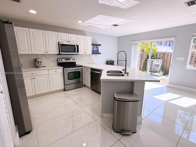 Photo - 11612 NW 51st Terrace