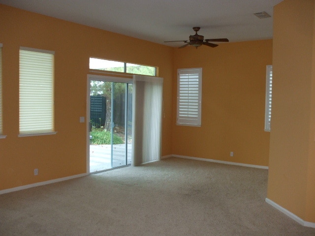 Photo - 1033 Halidon Way