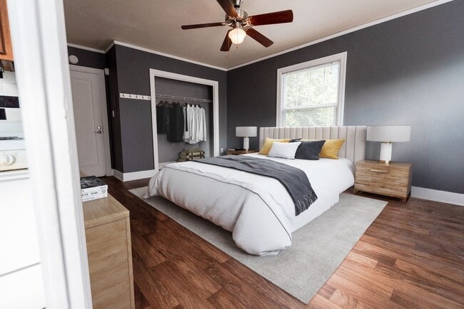 Photo - Edwards on Fifth