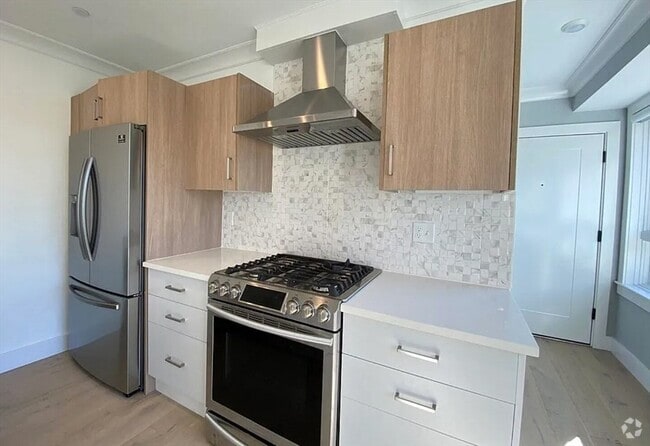 Building Photo - 265 Washington St Unit 4 Rental