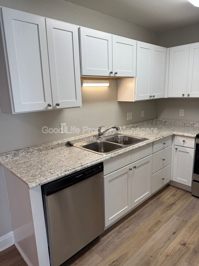 Photo - 8444 Chisholm Rd