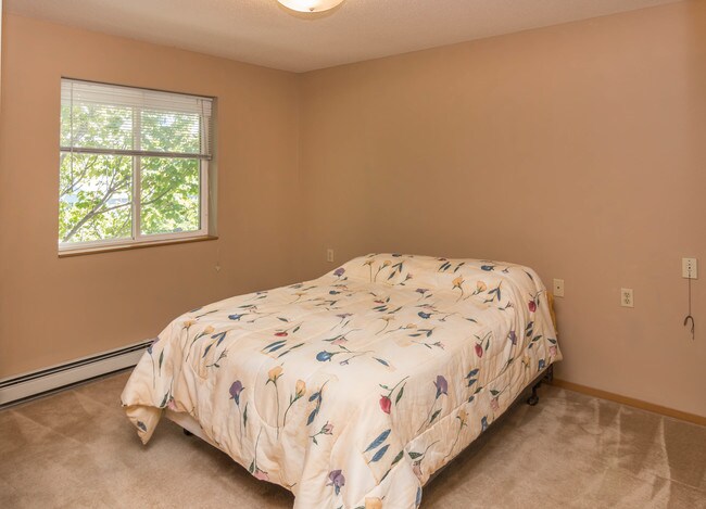 Photo - Split Rock Apartments