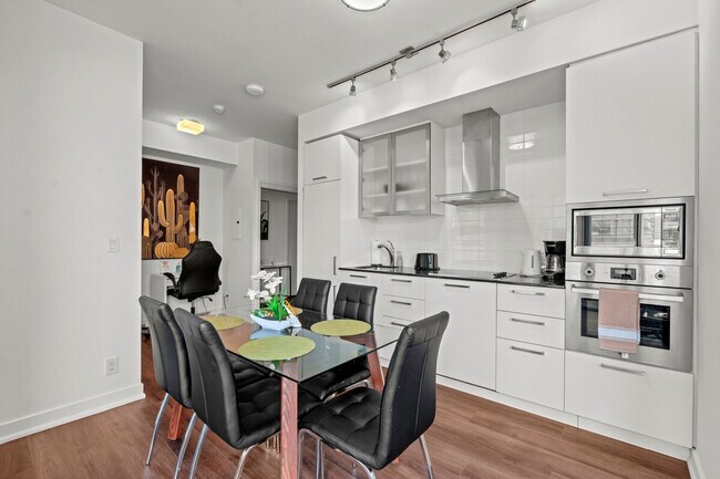 Photo - 25 Lower Simcoe St Unité SI FL24-ID1514102P