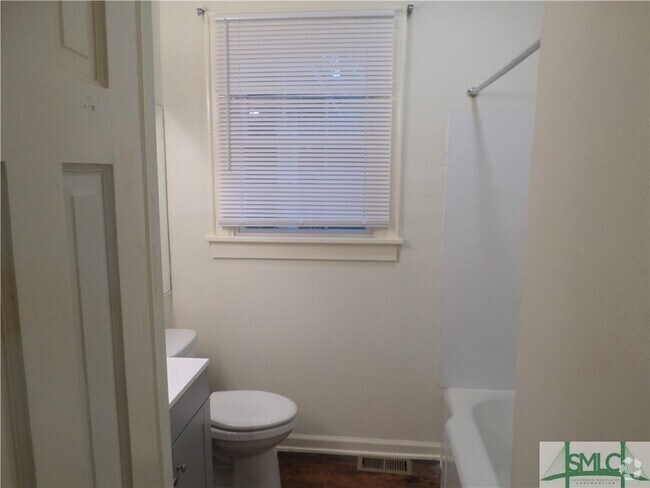 Building Photo - 141 Rommel Ave Rental