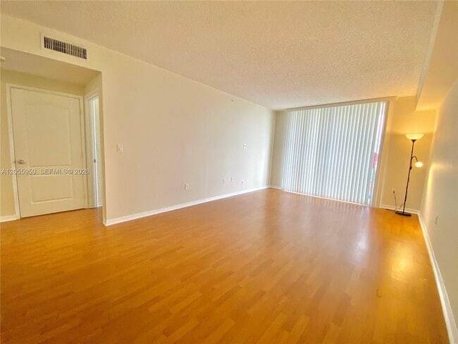 Photo - 5099 NW 7th St Unidad TS-03