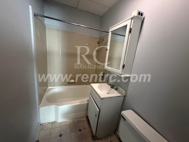 Photo - 504-2 Franklin-