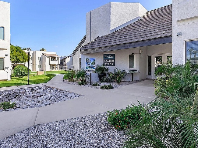 Leasing Office