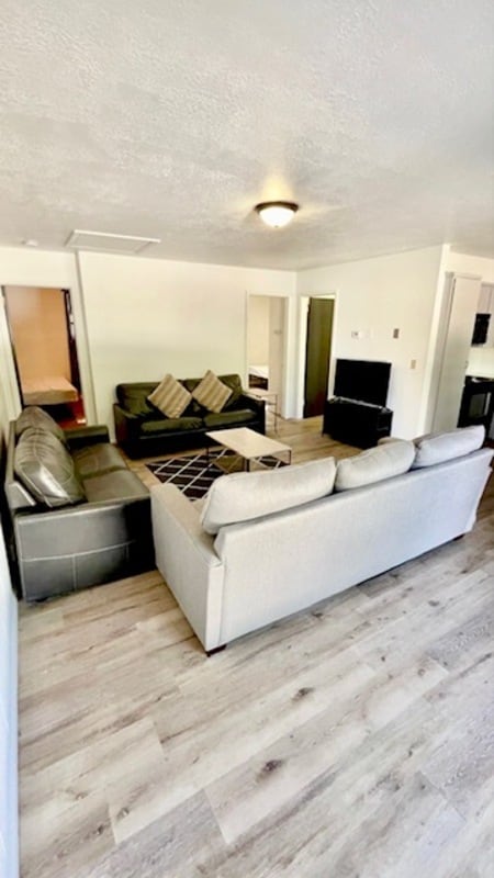Building Photo - 644 E 600 N Rental
