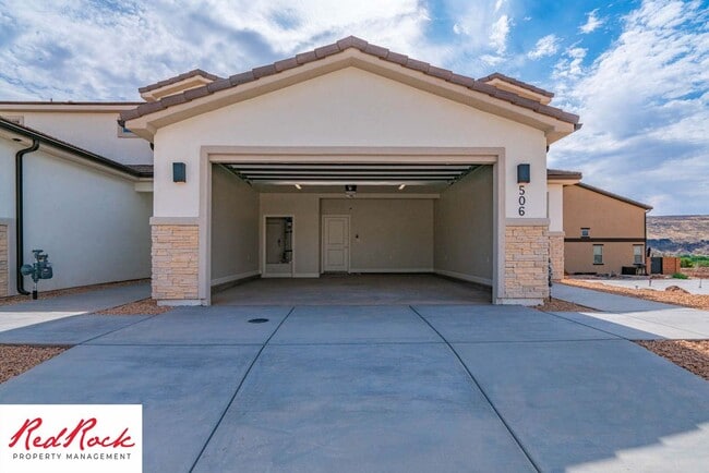 Photo - Beautiful Townhome in Hurricane Heights!