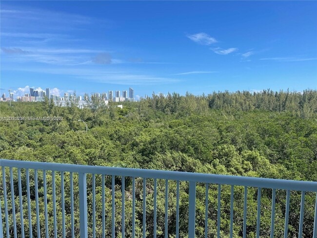 Photo - 15051 Royal Oaks Ln Unit 601