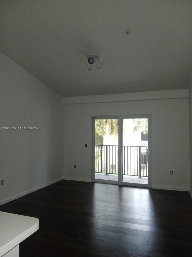Photo - 15480 SW 284th St Unidad 2305