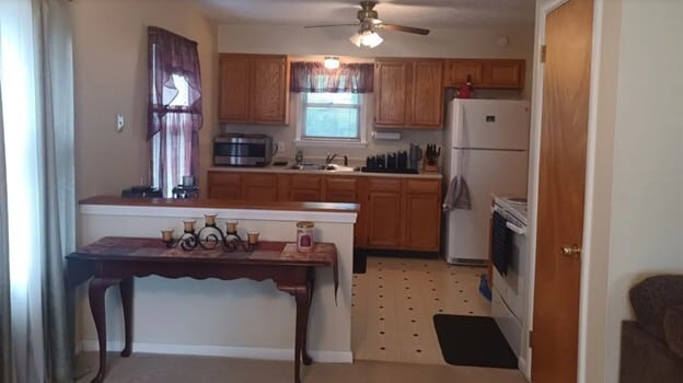 Photo - 130 Fairground Blvd