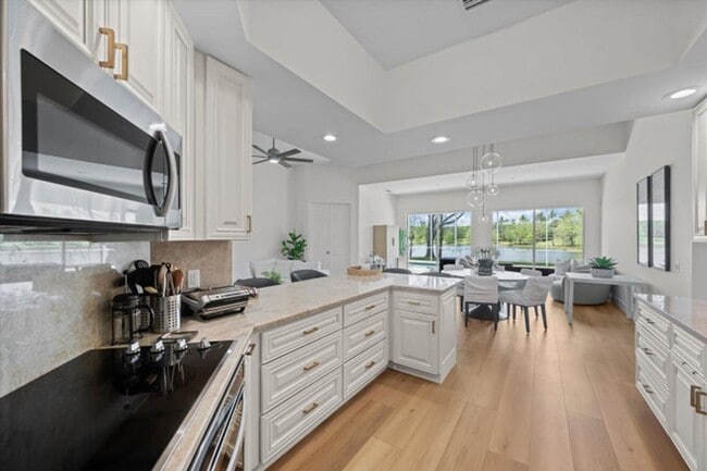 Photo - 2057 Futana Way