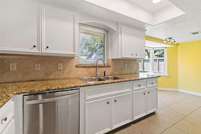 Photo - 4518 N Heron Dr