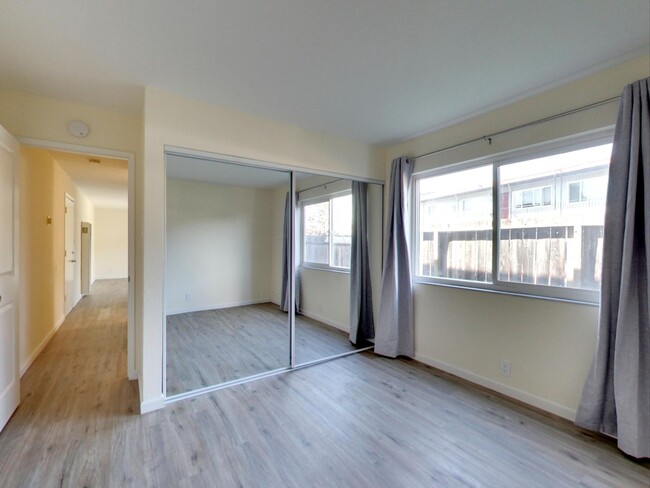 One Bedroom Apartment in Hayward Available... - One Bedroom Apartment in Hayward Available... Unit 1