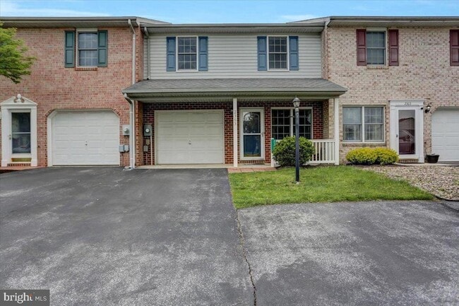 2363 McCleary Dr