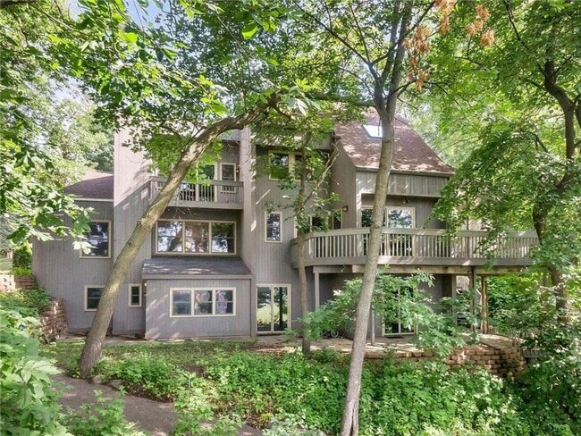 Photo - Lake Minnetonka Lakeshore