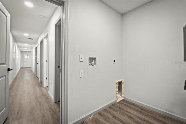 Photo - 1594 W 22nd St