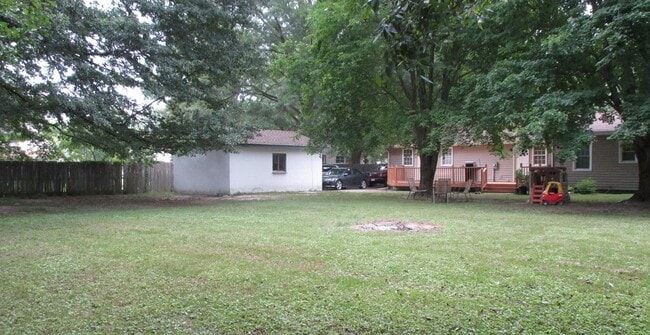 Photo - 240 Fresno Dr