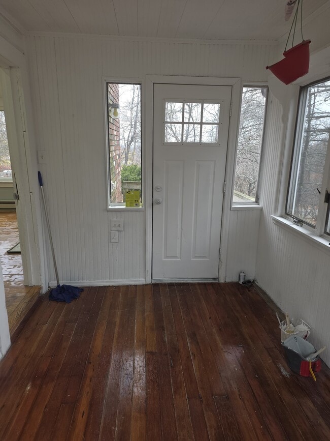 Photo - 25 Laurel Trl