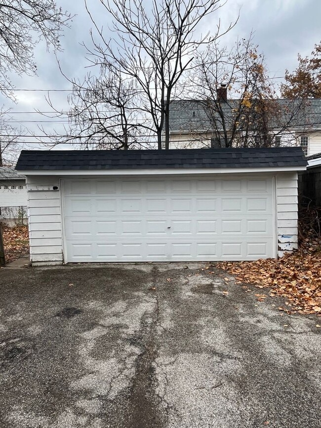 Photo - 3394 W 100th St Unit 3394 West 100th Down