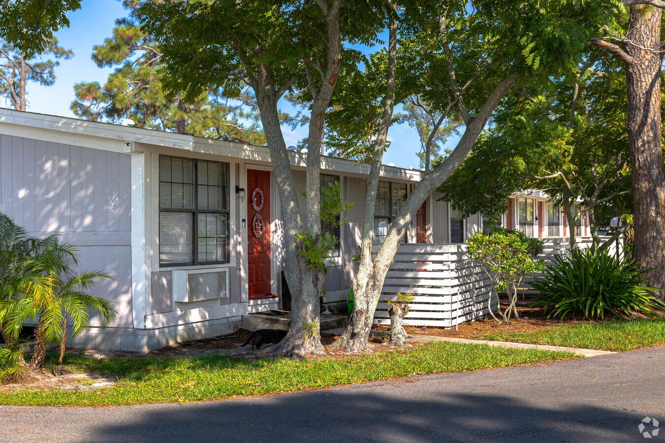 Heatherwood - Heatherwood Apartments