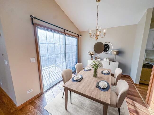 Photo - 535 Le Parc Cir