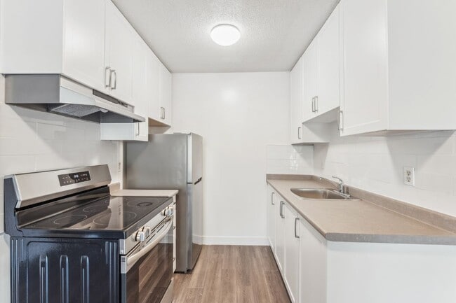 Niagara Court Apartments