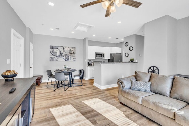 Photo - Unfurnished Brand New Condo! Unidad 1