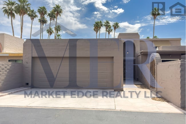 3Bed/3Bath Townhouse at Camelback/78th St!... - 3Bed/3Bath Townhouse at Camelback/78th St!...