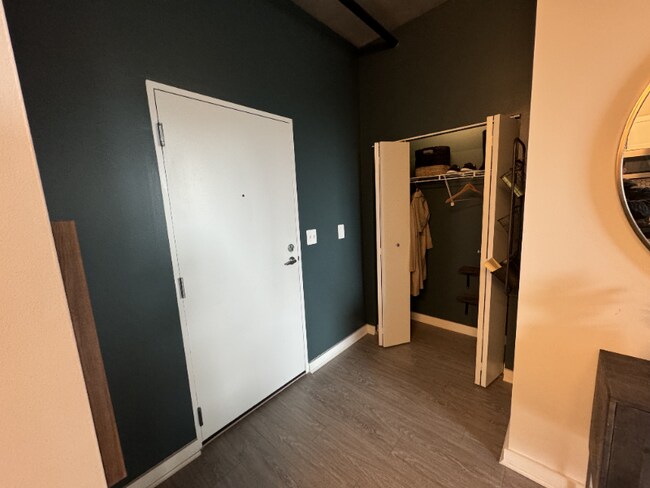 Photo - 1427 S State St