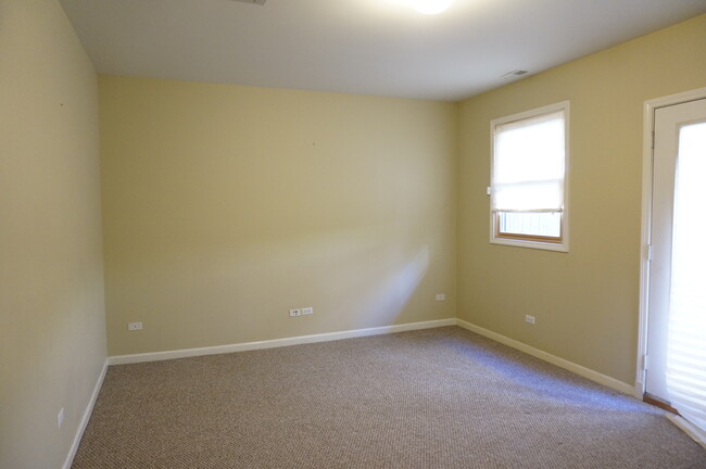 Photo - 420 W Blackhawk St Townhome