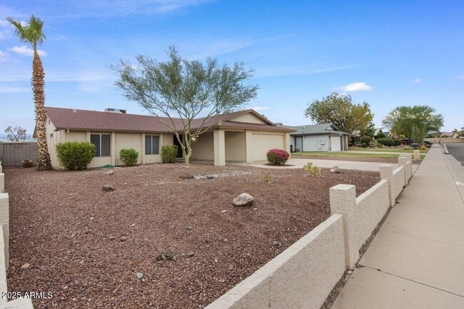 Photo - 7120 W Sunnyslope Ln