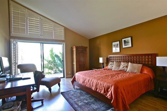 Photo - Incredible East Beach Town-Home unfurnishe...