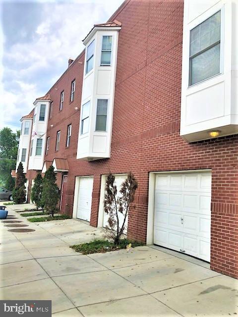 Photo - 534 N Front St