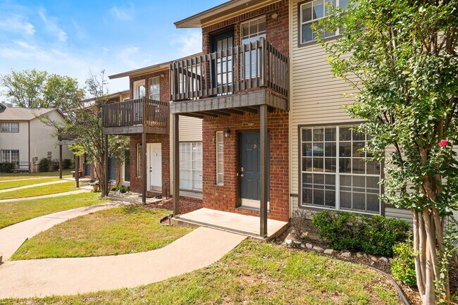 RIVER CROSSING TOWNHOME - 2BD -2.5BA - GRE... - RIVER CROSSING TOWNHOME - 2BD -2.5BA - GRE...