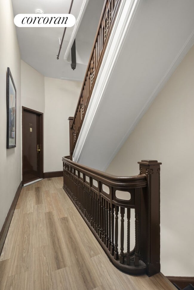 Photo - 42 W 88th St