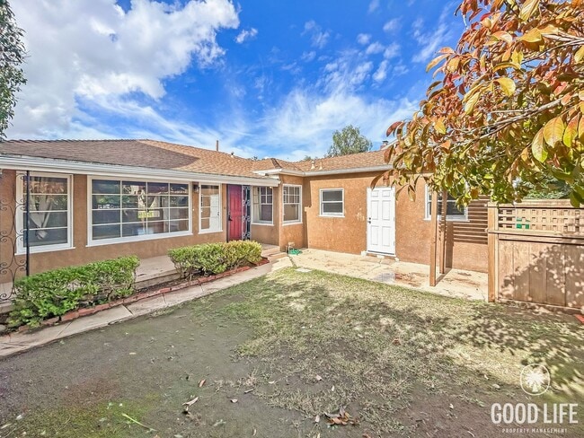 Photo - Beautiful 4BD/2.5 BA W/ Updated Bathrooms, A/C, and a Large Backyard in El Cerrito!