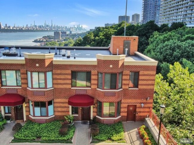 Photo - 100 Old Palisade Rd Condo Unit PL1