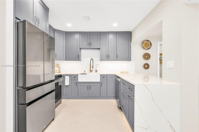 Photo - 1410 Mayo St