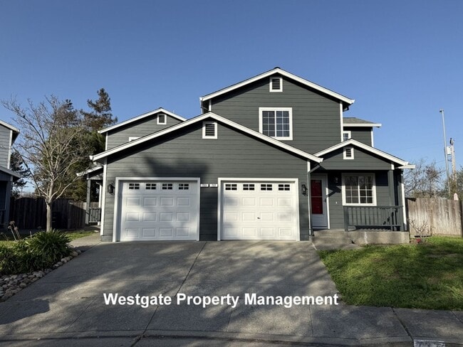 Building Photo - 737 Judith Ct Unit 733 Judith Court