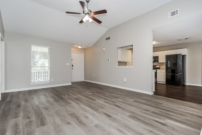 172 Regency Park Dr